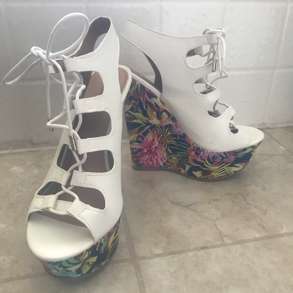 Dollhouse shoes - Picture 6 of 6